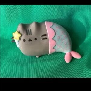 Pusheen box exclusive vinyl figure MERMAID BEACH Summer figure